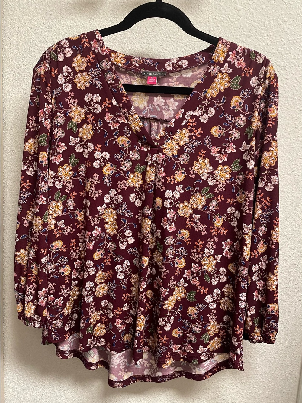 Vince Camuto Burgundy Floral V-Neck Long-Sleeve Blouse